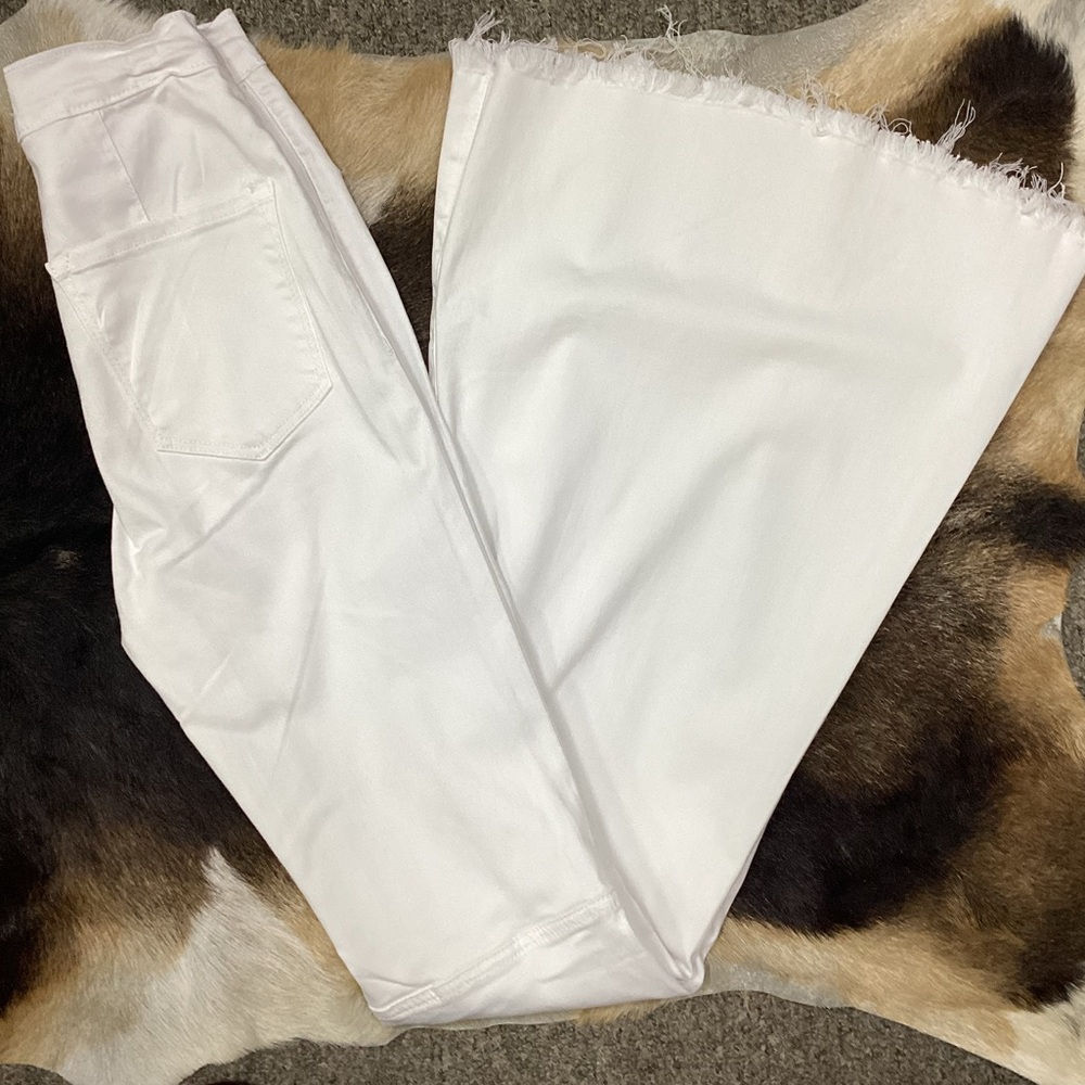 Ladies Xtra Flared High Rise Jeans,White/Stretchy